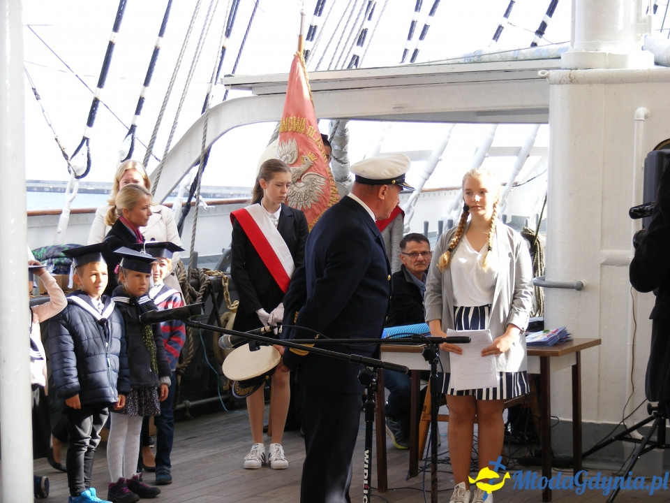 Ślubowanie pierwszaków SP 29 na Darze Pomorza