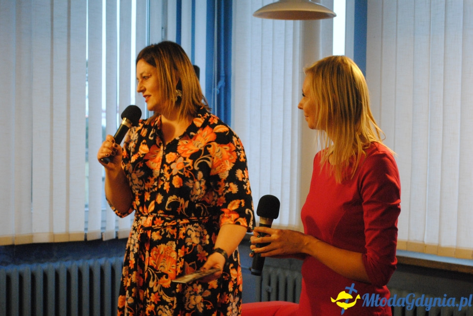 Spotkanie autorskie z Magdaleną Witkiewicz w Bibliotece Obłuże - 27.09.2019