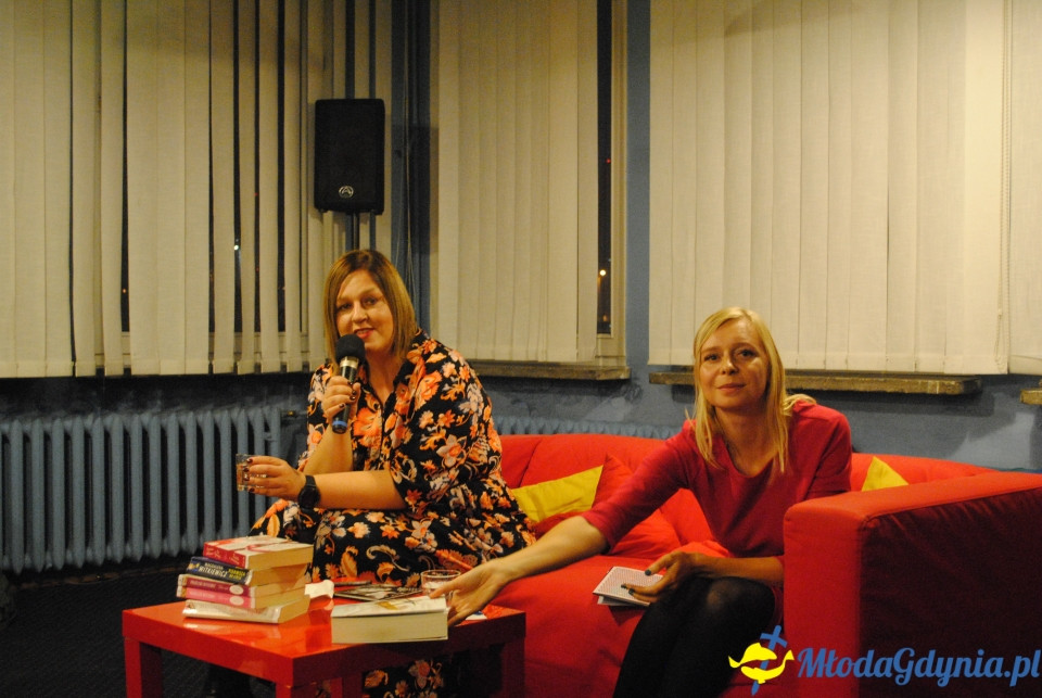 Spotkanie autorskie z Magdaleną Witkiewicz w Bibliotece Obłuże - 27.09.2019