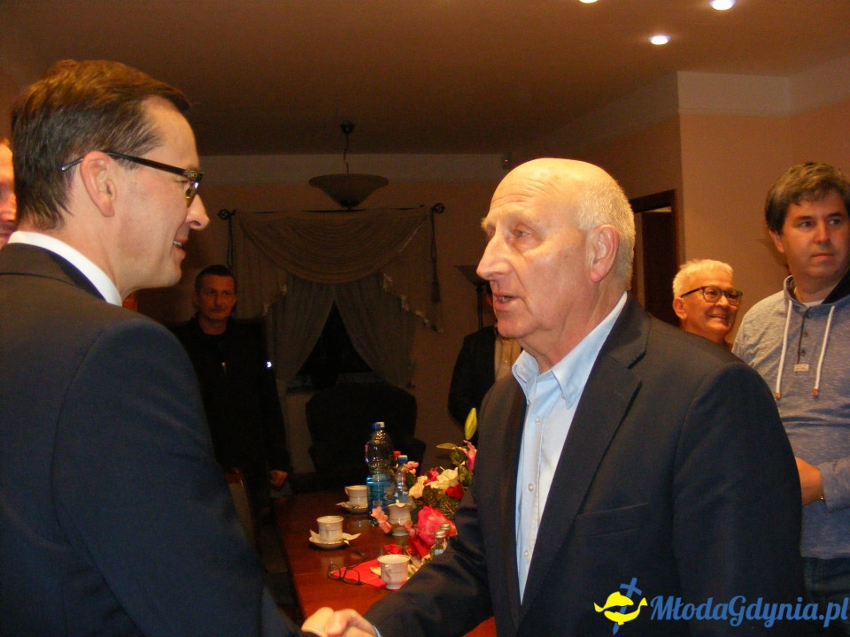 Premier Mateusz Morawiecki - spotkanie ze sztabem poseł Małgorzaty Zwiercan