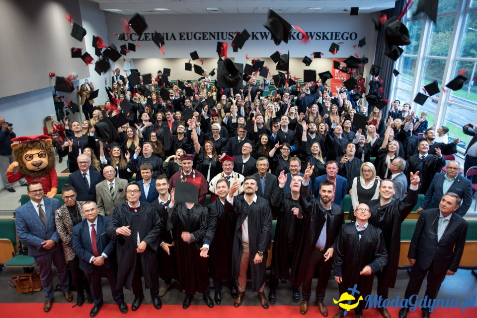 Gala dyplomowa WSAiB Gdynia 2019