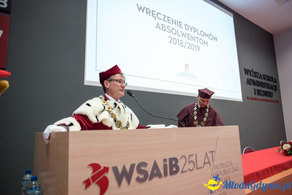 Gala dyplomowa WSAiB Gdynia 2019