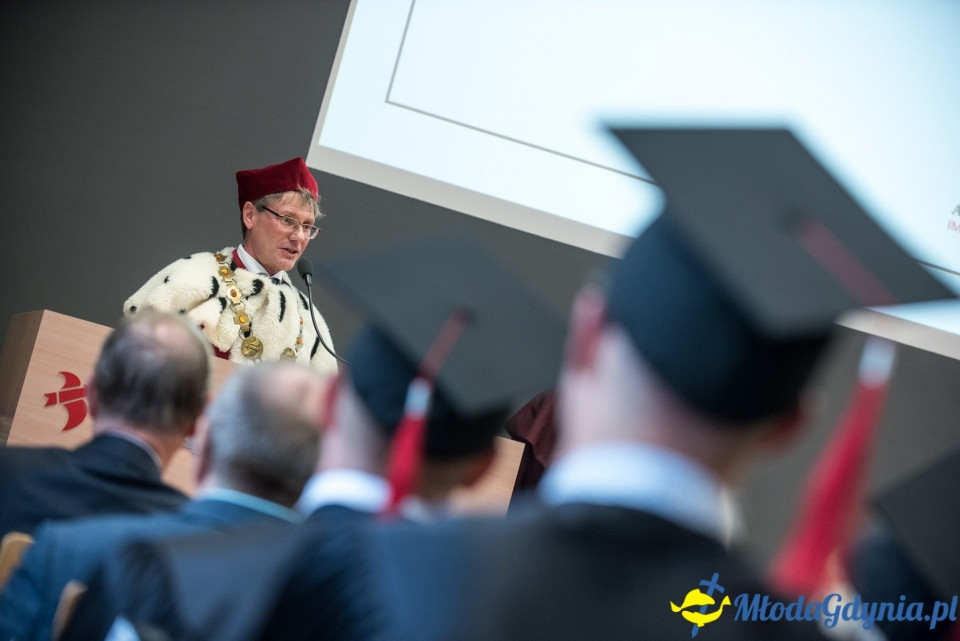 Gala dyplomowa WSAiB Gdynia 2019