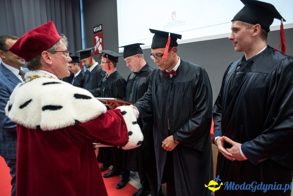 Gala dyplomowa WSAiB Gdynia 2019
