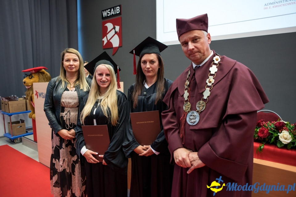Gala dyplomowa WSAiB Gdynia 2019