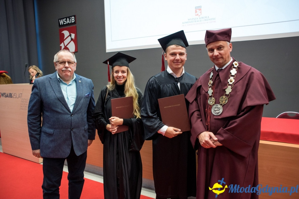Gala dyplomowa WSAiB Gdynia 2019