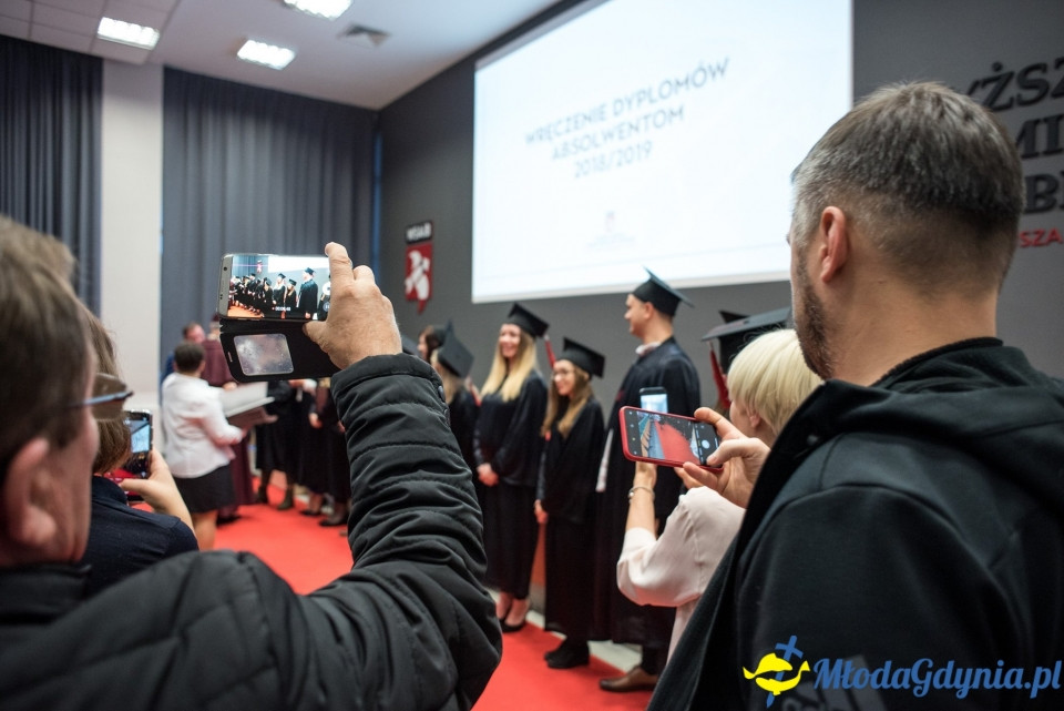 Gala dyplomowa WSAiB Gdynia 2019
