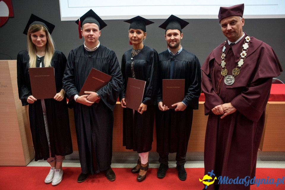Gala dyplomowa WSAiB Gdynia 2019