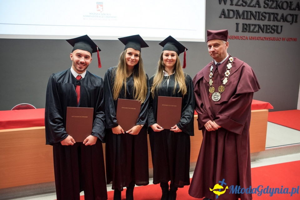 Gala dyplomowa WSAiB Gdynia 2019
