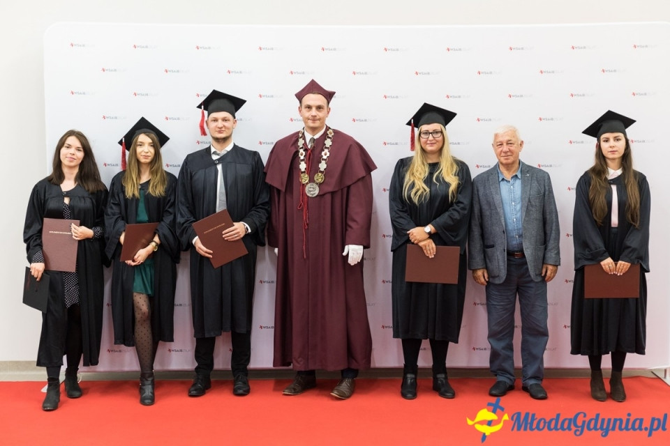 Gala dyplomowa WSAiB Gdynia 2019