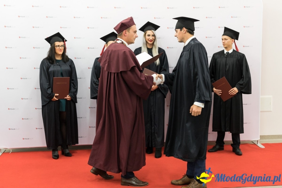 Gala dyplomowa WSAiB Gdynia 2019