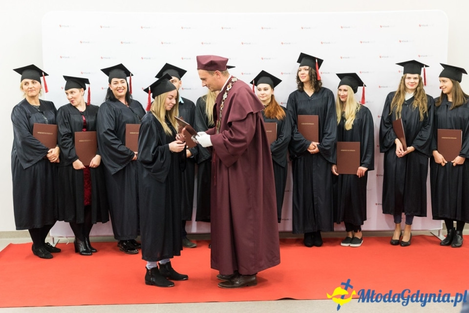 Gala dyplomowa WSAiB Gdynia 2019