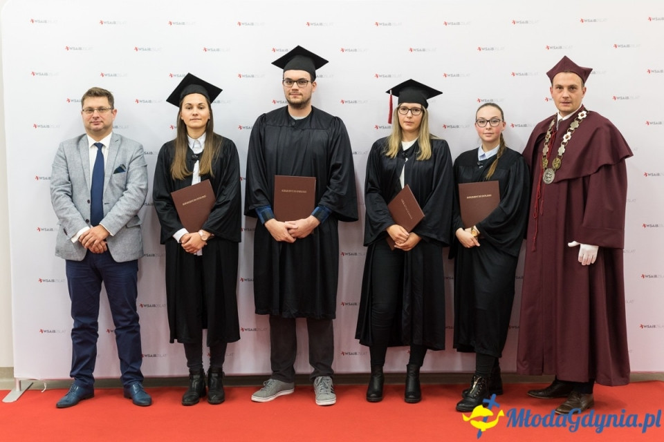 Gala dyplomowa WSAiB Gdynia 2019