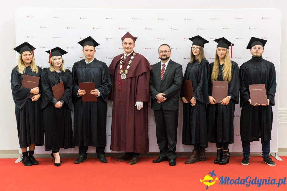 Gala dyplomowa WSAiB Gdynia 2019