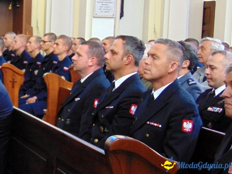 V LO - Odsłonięcie tablicy upamiętniającej Patrona i na grobie Patrona w 80 rocznicę śmierci