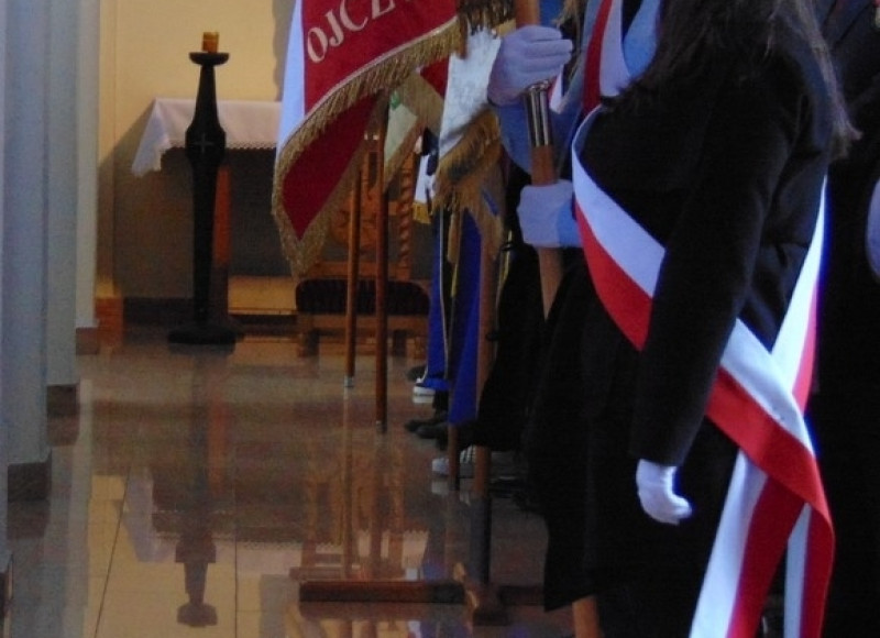 V LO - Odsłonięcie tablicy upamiętniającej Patrona i na grobie Patrona w 80 rocznicę śmierci