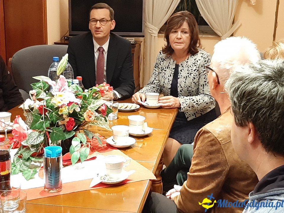 Premier Mateusz Morawiecki - spotkanie ze sztabem poseł Małgorzaty Zwiercan