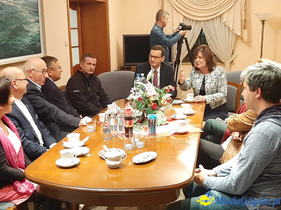 Premier Mateusz Morawiecki - spotkanie ze sztabem poseł Małgorzaty Zwiercan