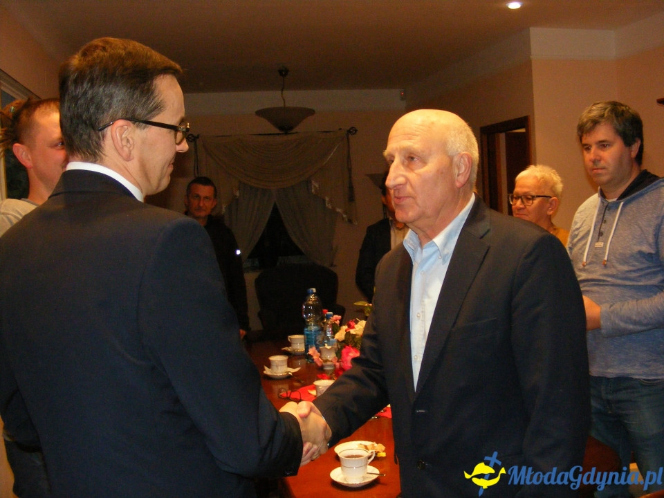 Premier Mateusz Morawiecki - spotkanie ze sztabem poseł Małgorzaty Zwiercan