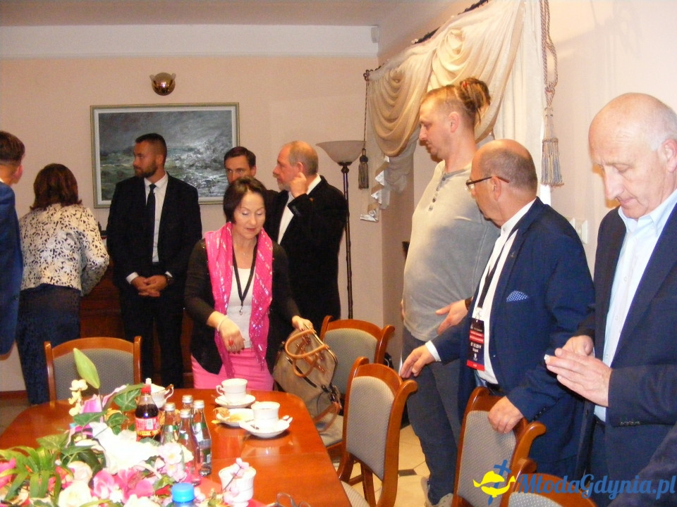 Premier Mateusz Morawiecki - spotkanie ze sztabem poseł Małgorzaty Zwiercan