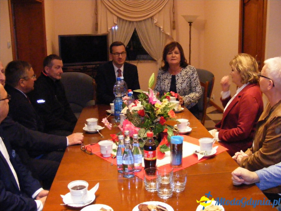 Premier Mateusz Morawiecki - spotkanie ze sztabem poseł Małgorzaty Zwiercan