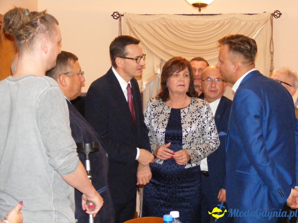 Premier Mateusz Morawiecki - spotkanie ze sztabem poseł Małgorzaty Zwiercan