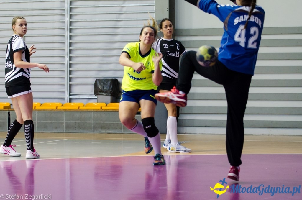 Juniorki starsze SPR Arka Gdynia zdeklasowały zespół MKS Sambor Tczew