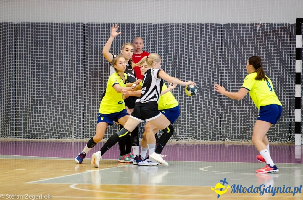 Juniorki starsze SPR Arka Gdynia zdeklasowały zespół MKS Sambor Tczew