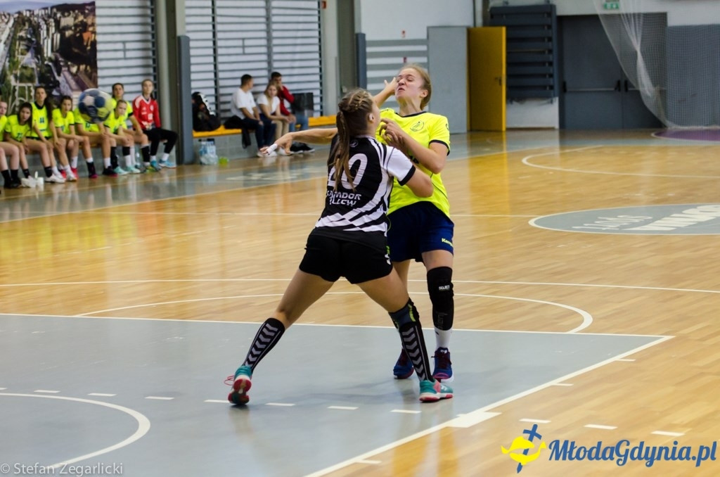 Juniorki starsze SPR Arka Gdynia zdeklasowały zespół MKS Sambor Tczew