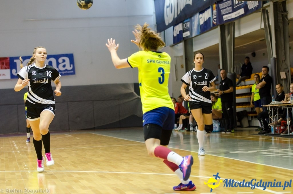 Juniorki starsze SPR Arka Gdynia zdeklasowały zespół MKS Sambor Tczew