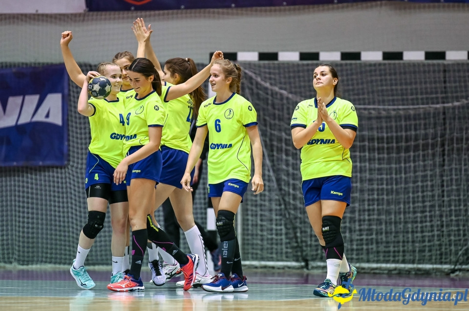 SPR Arka Gdynia - MKS Słupia Słupsk 33-10