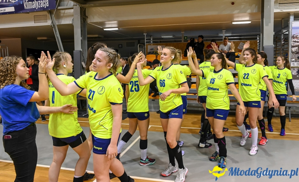 SPR Arka Gdynia - MKS Słupia Słupsk 33-10
