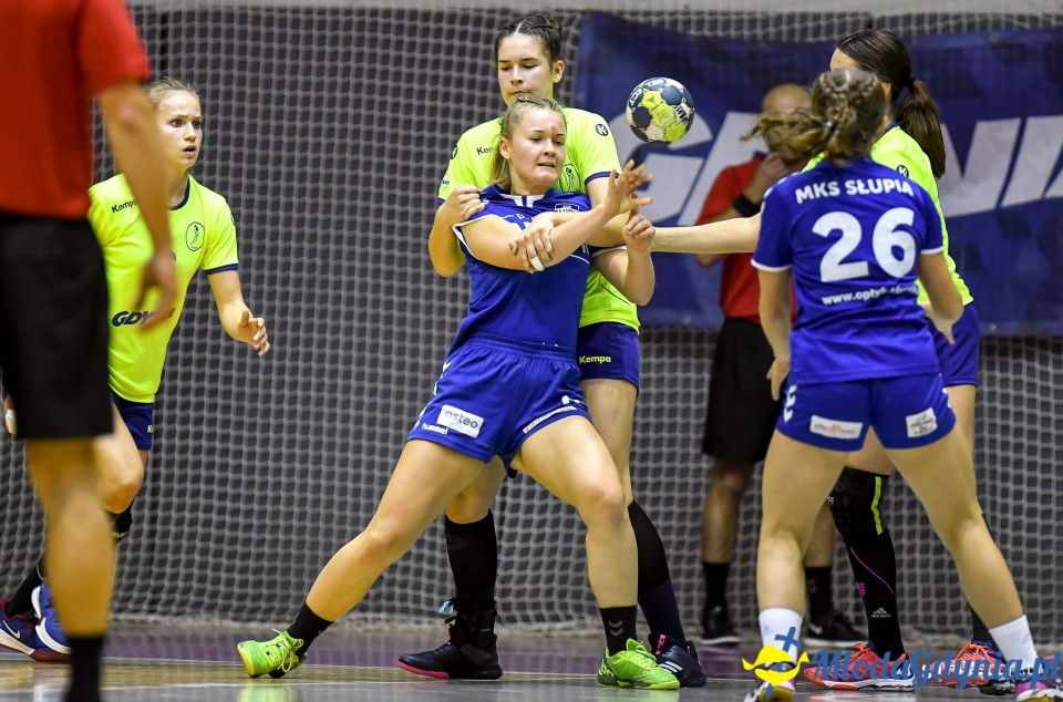 SPR Arka Gdynia - MKS Słupia Słupsk 33-10
