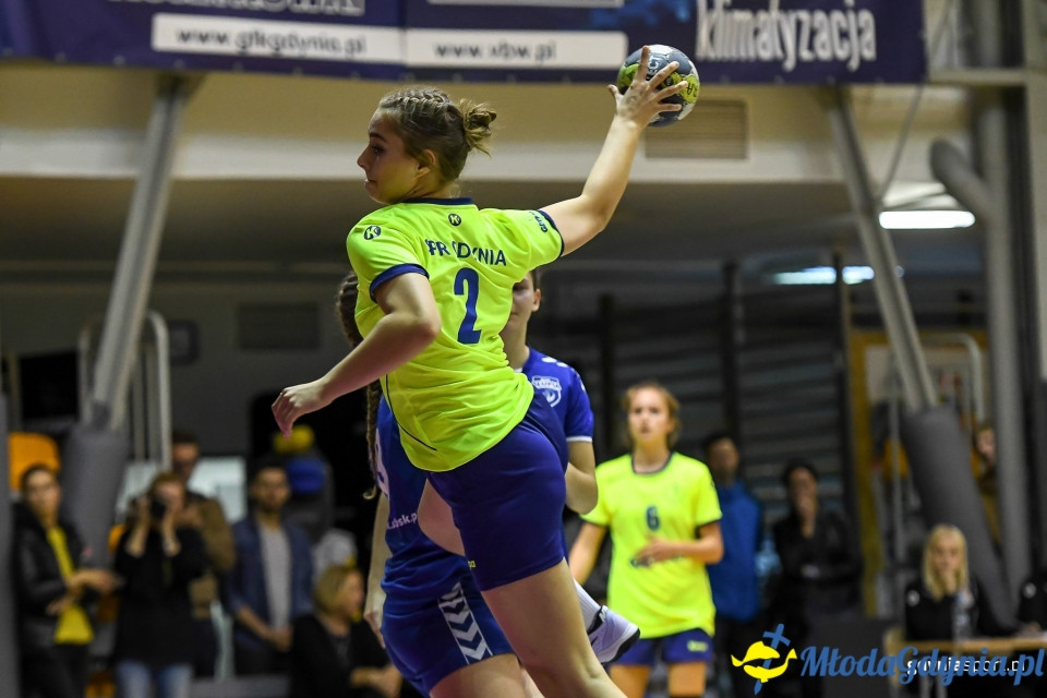 SPR Arka Gdynia - MKS Słupia Słupsk 33-10