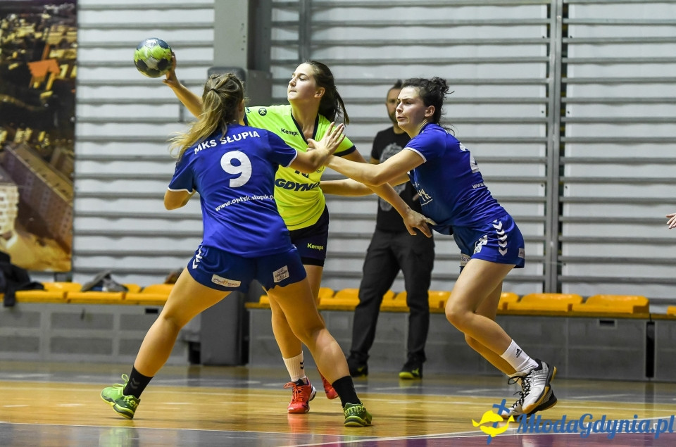 SPR Arka Gdynia - MKS Słupia Słupsk 33-10