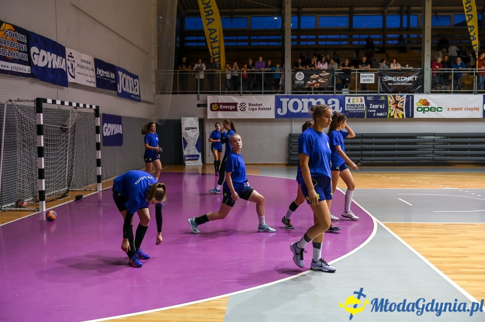 SPR Arka Gdynia - MKS Słupia Słupsk 33-10