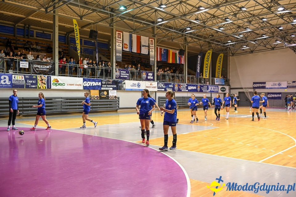 SPR Arka Gdynia - MKS Słupia Słupsk 33-10
