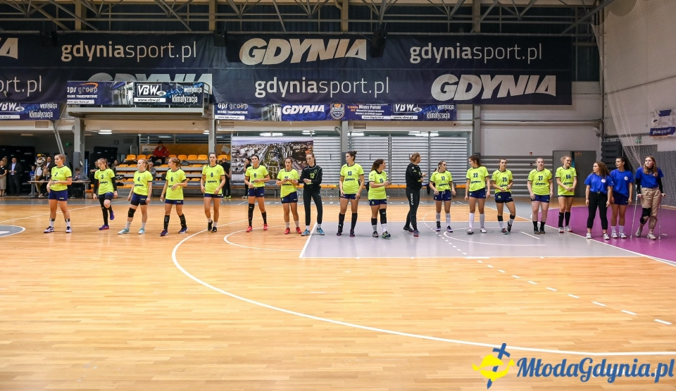 SPR Arka Gdynia - MKS Słupia Słupsk 33-10