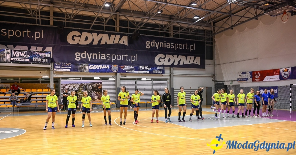 SPR Arka Gdynia - MKS Słupia Słupsk 33-10