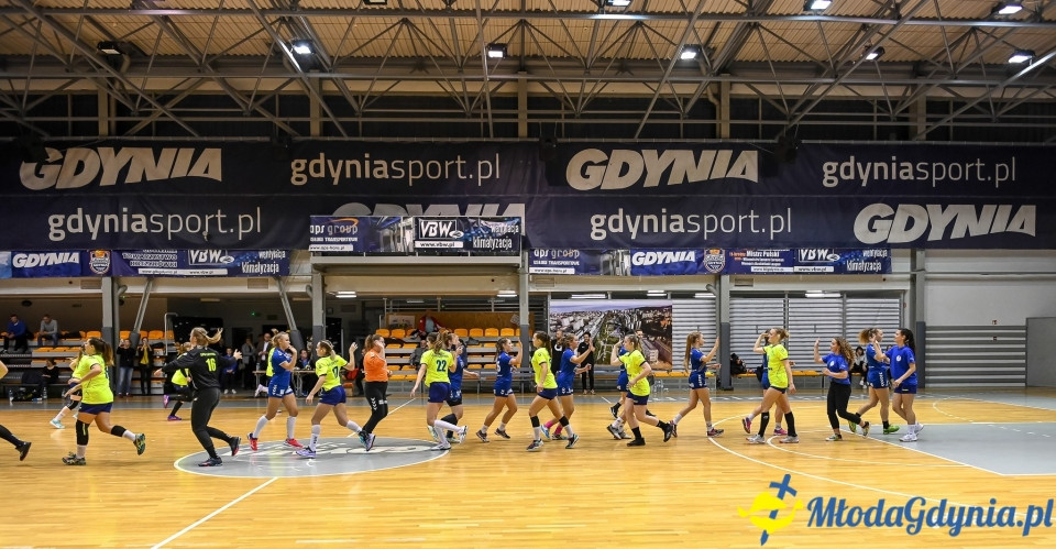 SPR Arka Gdynia - MKS Słupia Słupsk 33-10