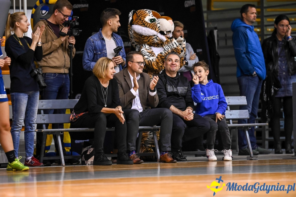 SPR Arka Gdynia - MKS Słupia Słupsk 33-10