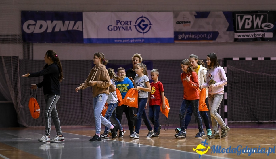 SPR Arka Gdynia - MKS Słupia Słupsk 33-10