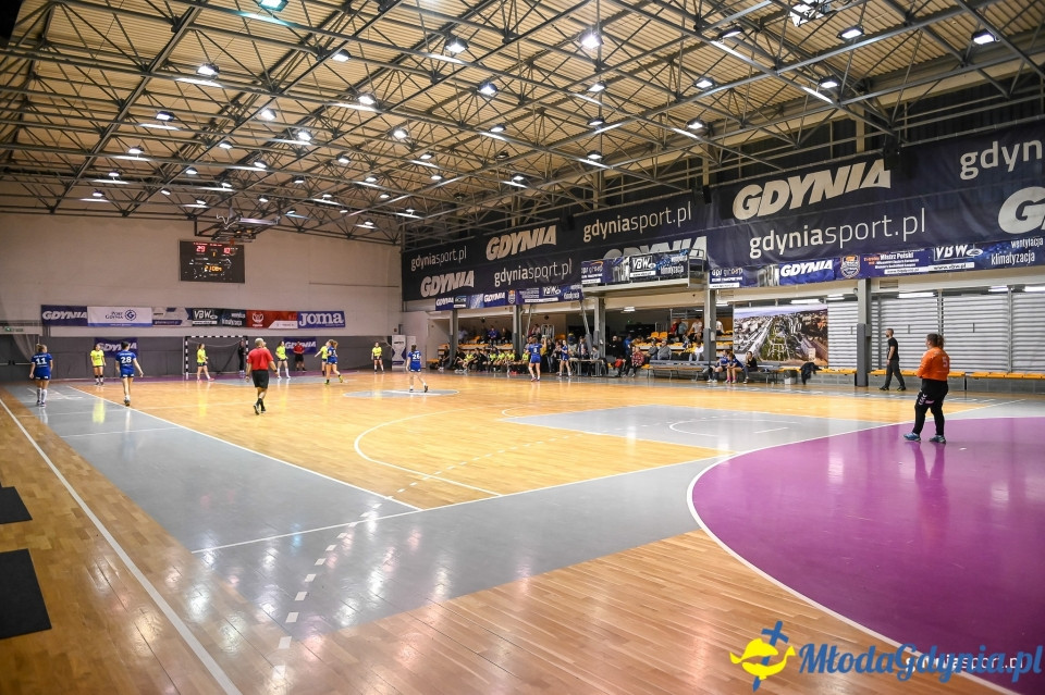 SPR Arka Gdynia - MKS Słupia Słupsk 33-10