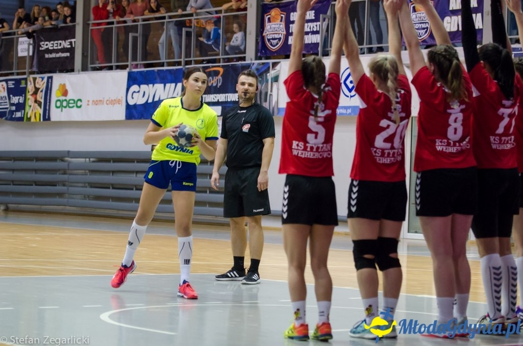 SPR Arka Gdynia -  KS Tytani Wejherowo 40:13