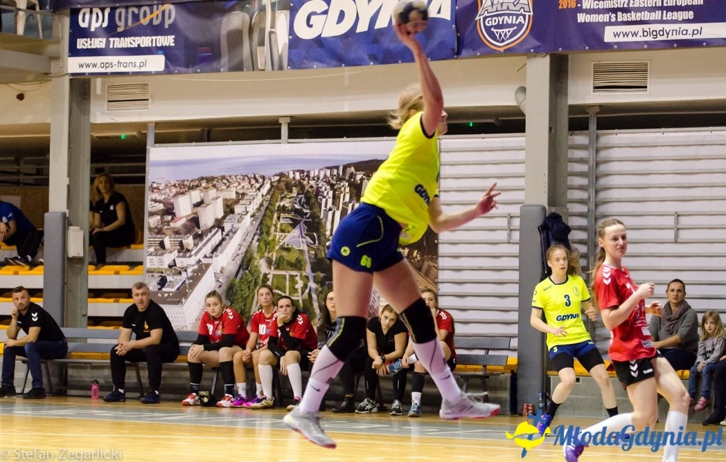SPR Arka Gdynia -  KS Tytani Wejherowo 40:13