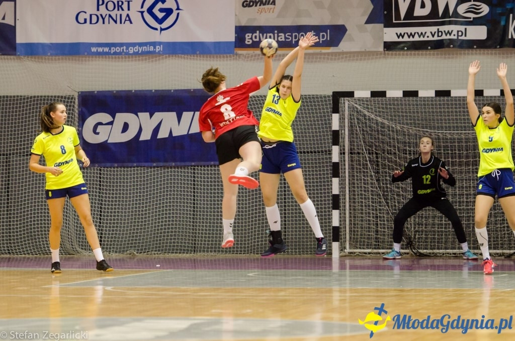 SPR Arka Gdynia -  KS Tytani Wejherowo 40:13