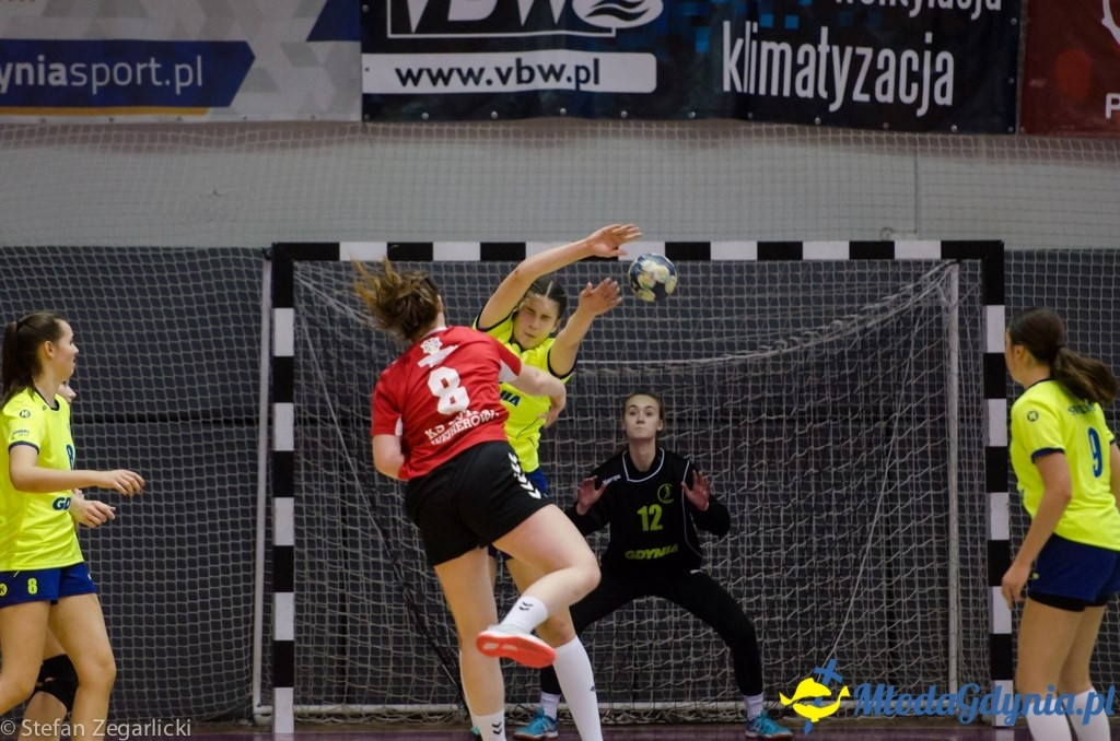 SPR Arka Gdynia -  KS Tytani Wejherowo 40:13