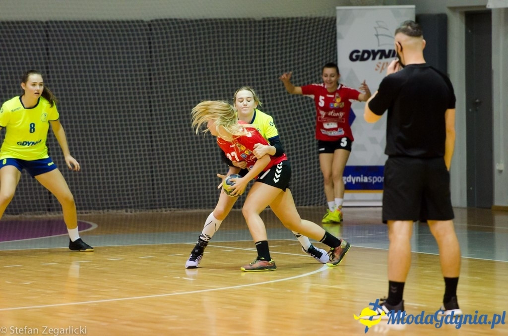 SPR Arka Gdynia -  KS Tytani Wejherowo 40:13