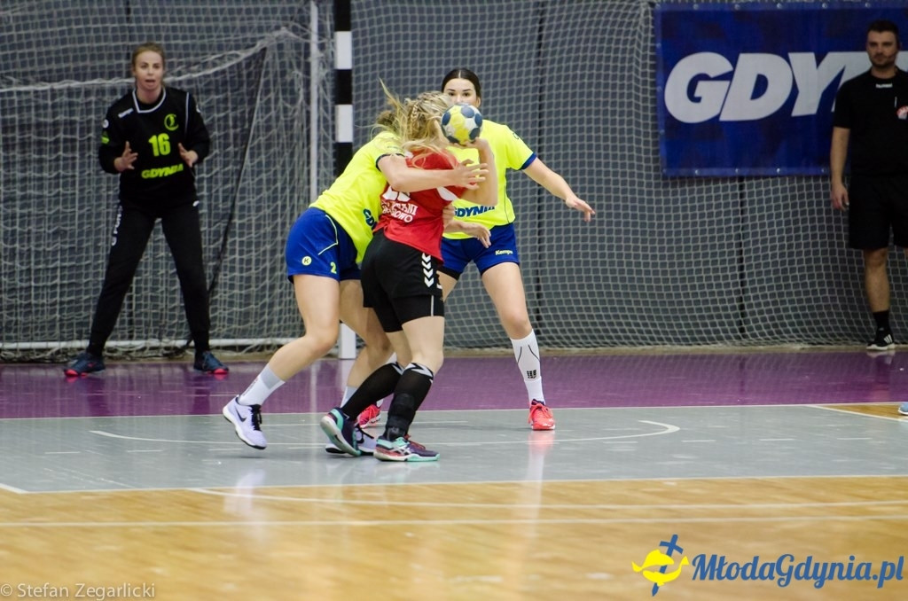 SPR Arka Gdynia -  KS Tytani Wejherowo 40:13