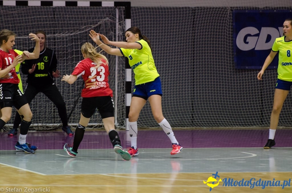 SPR Arka Gdynia -  KS Tytani Wejherowo 40:13